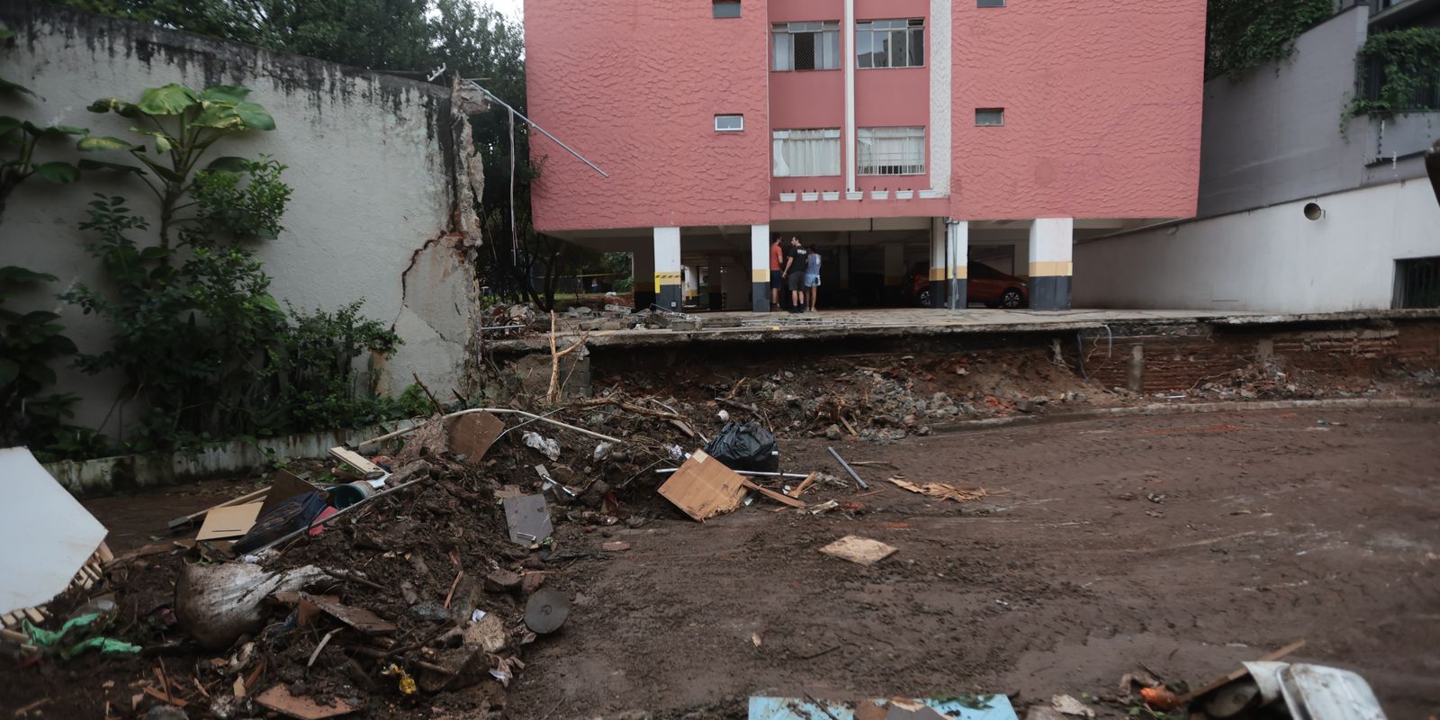 defesa-civil-paulista-emite-alertas-severos-de-chuva-para-2-municipios