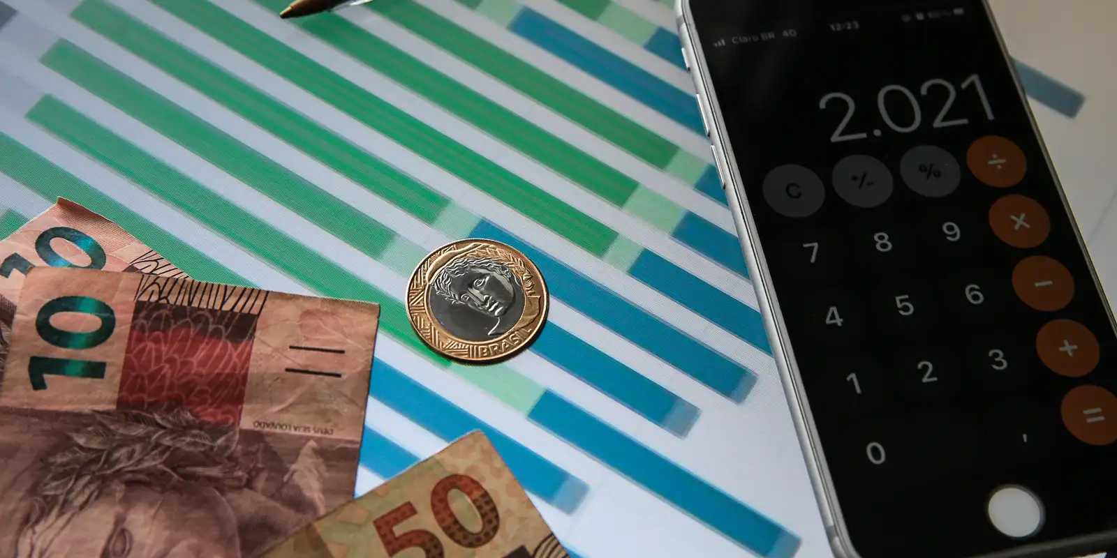 banco-central:-setor-publico-registra-deficit-de-0,4%-do-pib-em-2024