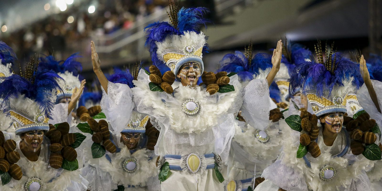 tradicao-abrira-desfiles-de-escolas-de-samba-do-rio-com-enredo-“reza”