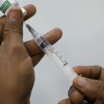 rio-retoma-nesta-quarta-feira-vacinacao-atualizada-contra-covid-19