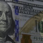 dolar-sobe-para-r$-5,63-em-dia-de-ajustes-no-mercado