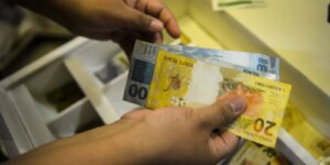 mercado-eleva-previsao-de-expansao-da-economia-para-2,18%-em-2025