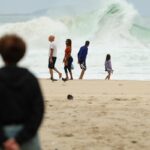 temperatura-cai-no-rio,-com-ventania-e-mar-de-ressaca