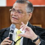 stf-nao-atua-por-interesse-do-governo,-diz-flavio-dino-sobre-emendas