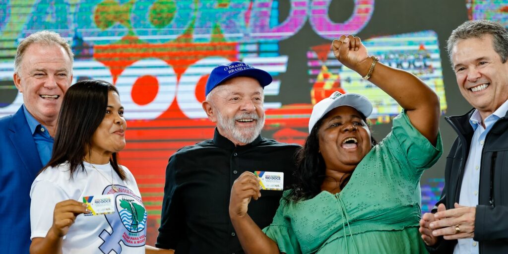 lula-anuncia-r$-3,7-bi-para-atingidos-por-lama-da-barragem-em-mariana