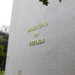 decisao-de-moraes-fara-governo-deixar-de-arrecadar-r$-450-mi-neste-ano