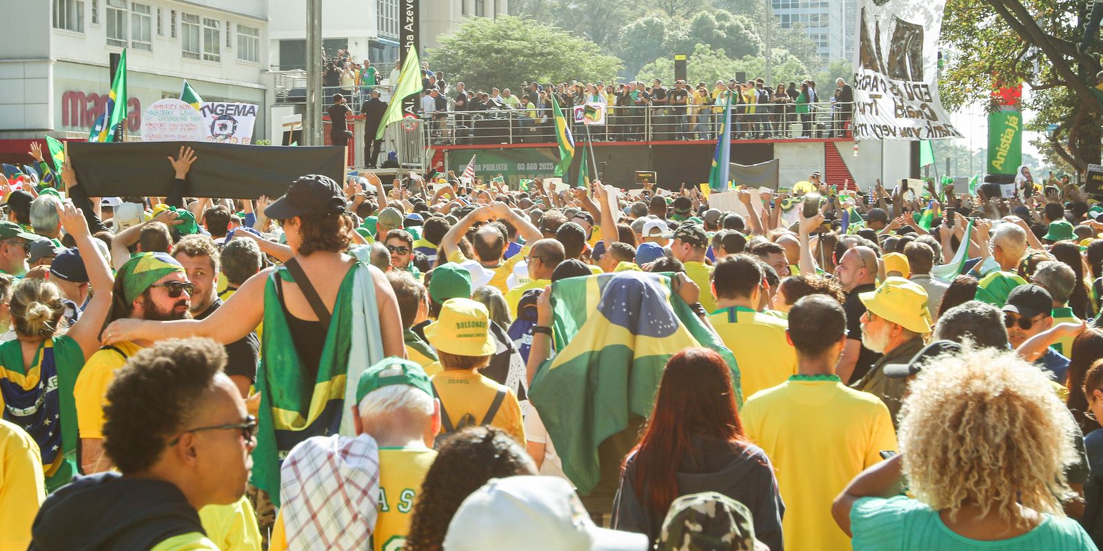 ato-em-sao-paulo-pede-anistia-a-bolsonaro
