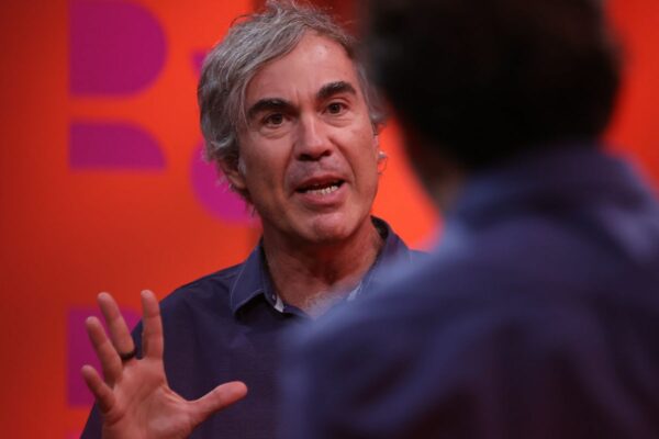 bruno-paes-manso-analisa-origem-e-futuro-das-milicias-no-dr-com-demori