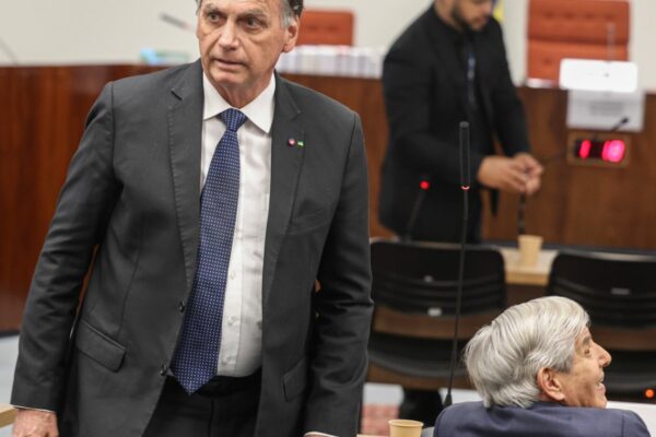 defesa-de-bolsonaro-recorre-contra-prisao-domiciliar 