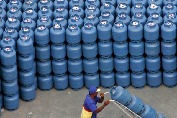 conselho-da-petrobras-aprova-volta-da-distribuicao-de-gas-de-cozinha