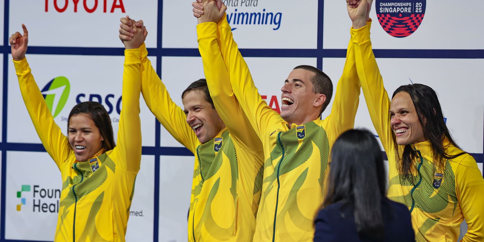 com-direito-a-recorde-mundial,-brasil-brilha-no-mundial-de-natacao