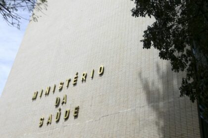 governo-estabelece-protocolo-para-casos-de-intoxicacao-por-metanol