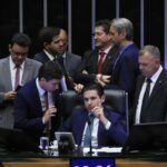 pec-da-blindagem-e-aprovada-por-deputados-e-vai-ao-senado 