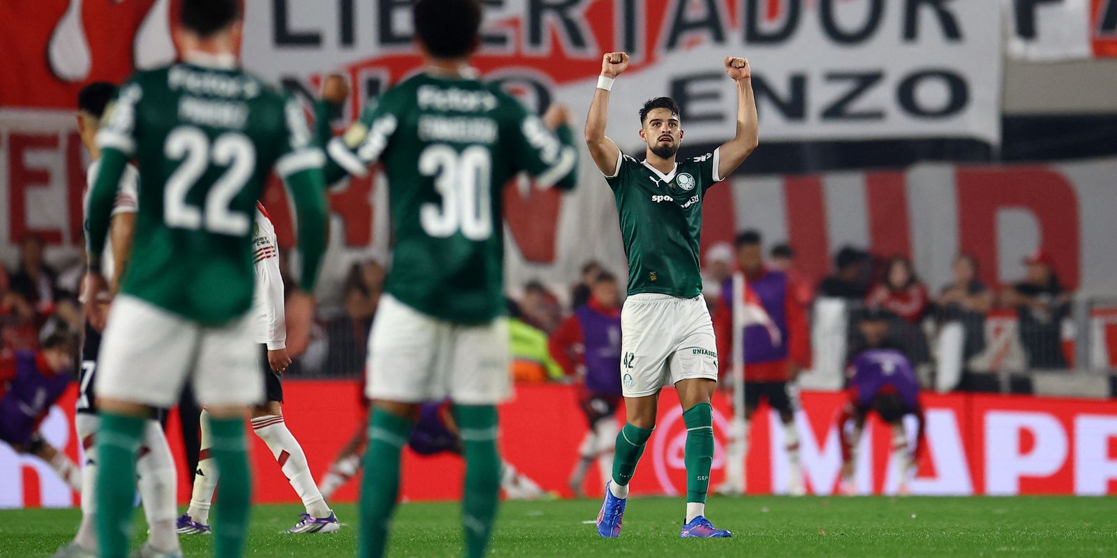 palmeiras-supera-pressao-e-derrota-river-no-monumental-de-nunez