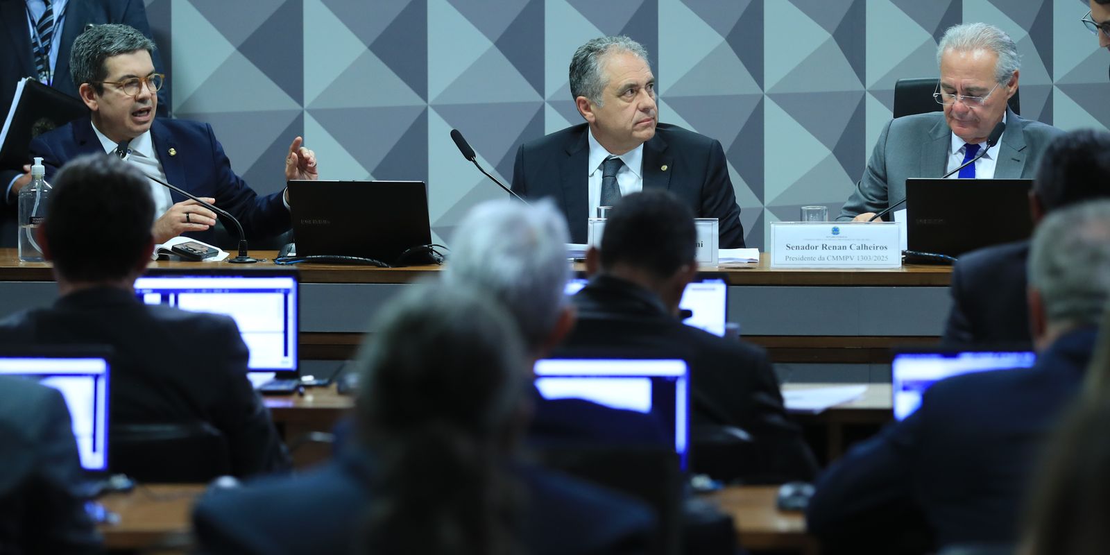 mp-que-compensa-revogacao-de-decreto-do-iof-vai-a-camara