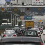 carro-e-o-principal-meio-de-transporte-para-o-trabalho,-diz-censo