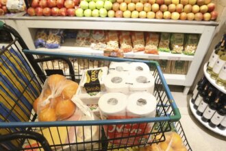 vendas-no-comercio-crescem-0,2%-em-agosto,-apos-quatro-meses-de-queda