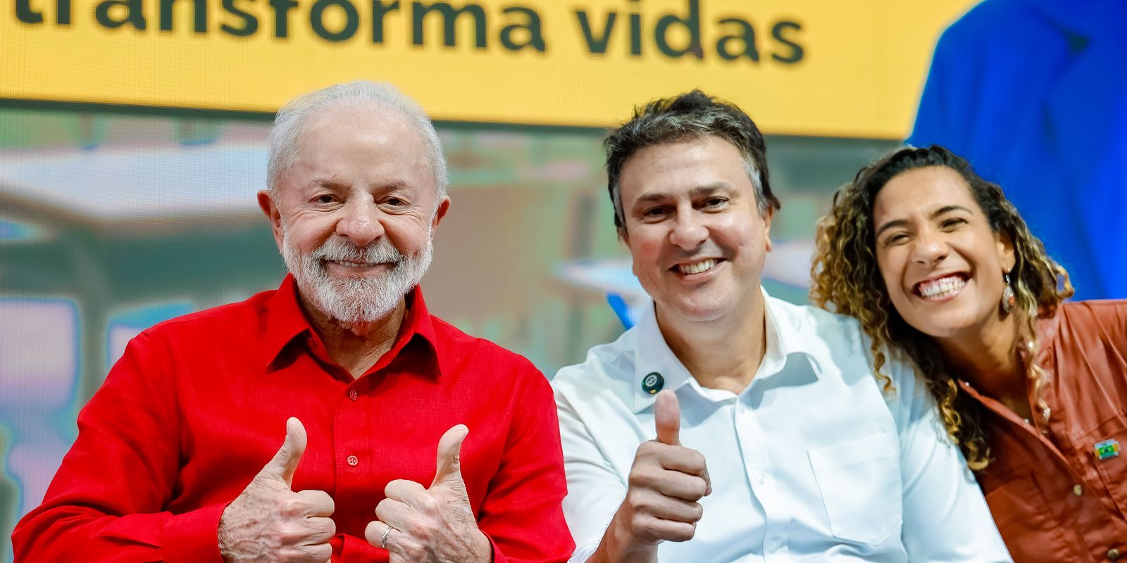 professor-pode-pedir-carteira-nacional-docente-a-partir-de-amanha