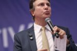 ministro-da-educacao-diz-que-professor-tem-que-ser-bem-remunerado