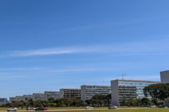 tcu-suspende-exigencia-de-governo-buscar-centro-da-meta-fiscal-em-2025