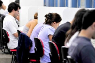 governo-anuncia-edital-para-investir-r$-108-mi-em-cursinhos-populares