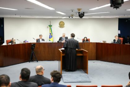 moraes-vota-por-condenar-os-sete-reus-do-nucleo-4-da-trama-golpista
