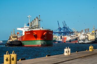 modelo-do-porto-de-paranagua-deve-inspirar-mais-leiloes,-diz-ministro