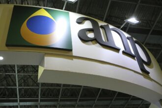 anp-autoriza-funcionamento-parcial-da-refit