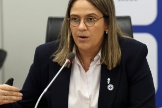 sus-facilita-a-retirada-de-absorventes-por-inscritas-no-cadunico