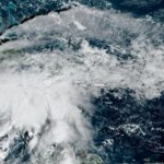 furacao-melissa-perde-forca,-mas-ventos-ainda-sao-catastroficos