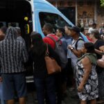 “entrei-na-estacao-para-fugir-dos-tiros”,-conta-moradora-do-rio