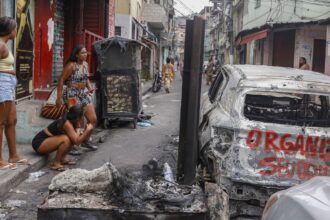 mp-do-rio-pede-cameras-usadas-por-policiais-em-operacao-contencao