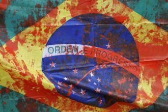 moradores-do-alemao-e-da-penha-tentam-retomar-rotina-apos-operacao