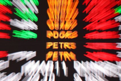 bolsa-tem-decima-alta-seguida-e-volta-a-bater-recorde