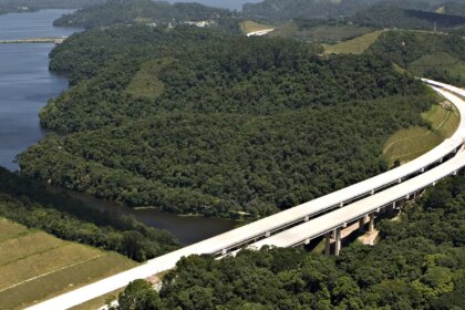 caminhao-com-ameaca-de-bomba-interditou-rodoanel-mario-covas-de-manha