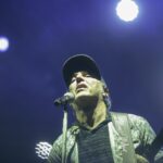 prestes-a-completar-60-anos,-zeca-baleiro-lanca-coletanea-de-musicas