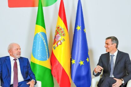 brasil-e-espanha-assinam-acordos-sobre-big-techs-e-tecnologia-digital