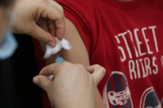 vacinacao-nas-escolas-segue-ate-dia-30-e-meta-e-imunizar-27-milhoes