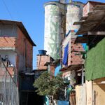 4-em-cada-10-brasileiros-convivem-com-faccoes-no-bairro,-diz-pesquisa