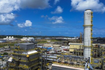 refinarias-da-petrobras-operam-com-mais-de-100%-de-capacidade;-entenda
