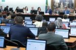 ccj-da-camara-adia-analise-de-pec-sobre-reducao-da-maioridade-penal