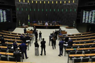 minirreforma-eleitoral-reduz-controle-de-gastos-partidarios;-entenda