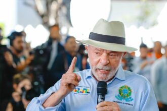 lula-diz-sonhar-em-reverter-privatizacoes-de-empresas-estrategicas