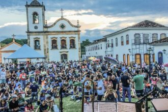 jazz,-blues-e-paraty:-festival-ocupa-as-ruas-da-cidade-historica