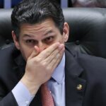 alcolumbre-mantem-silencio-sobre-6×1-e-oposicao-tenta-preservar-escala
