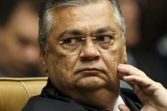 dino-mantem-remocao-de-videos-de-vereador-que-ofendeu-adversario