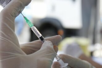 sarampo:-infectologista alerta-sobre-vacinacao-em-viagens-para-a-copa