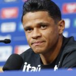 aposta-de-ancelotti,-douglas-santos-explica-apoio-tatico-a-vini-jr.