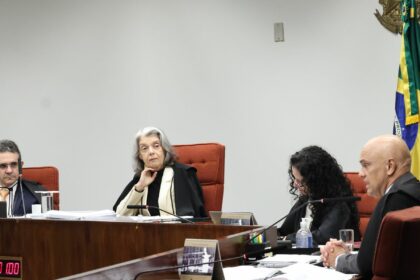 stf-forma-maioria-para-condenar-eduardo-bolsonaro-no-caso-do-tarifaco
