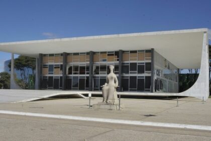 bolsonaro-diz-ao-stf-que-nao-esta-proibido-de-manter-arma-em-casa